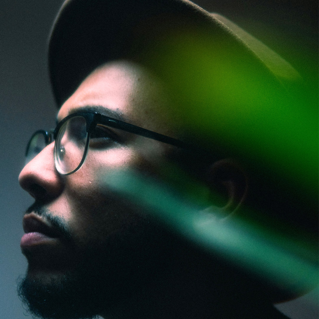 Modern Eyez